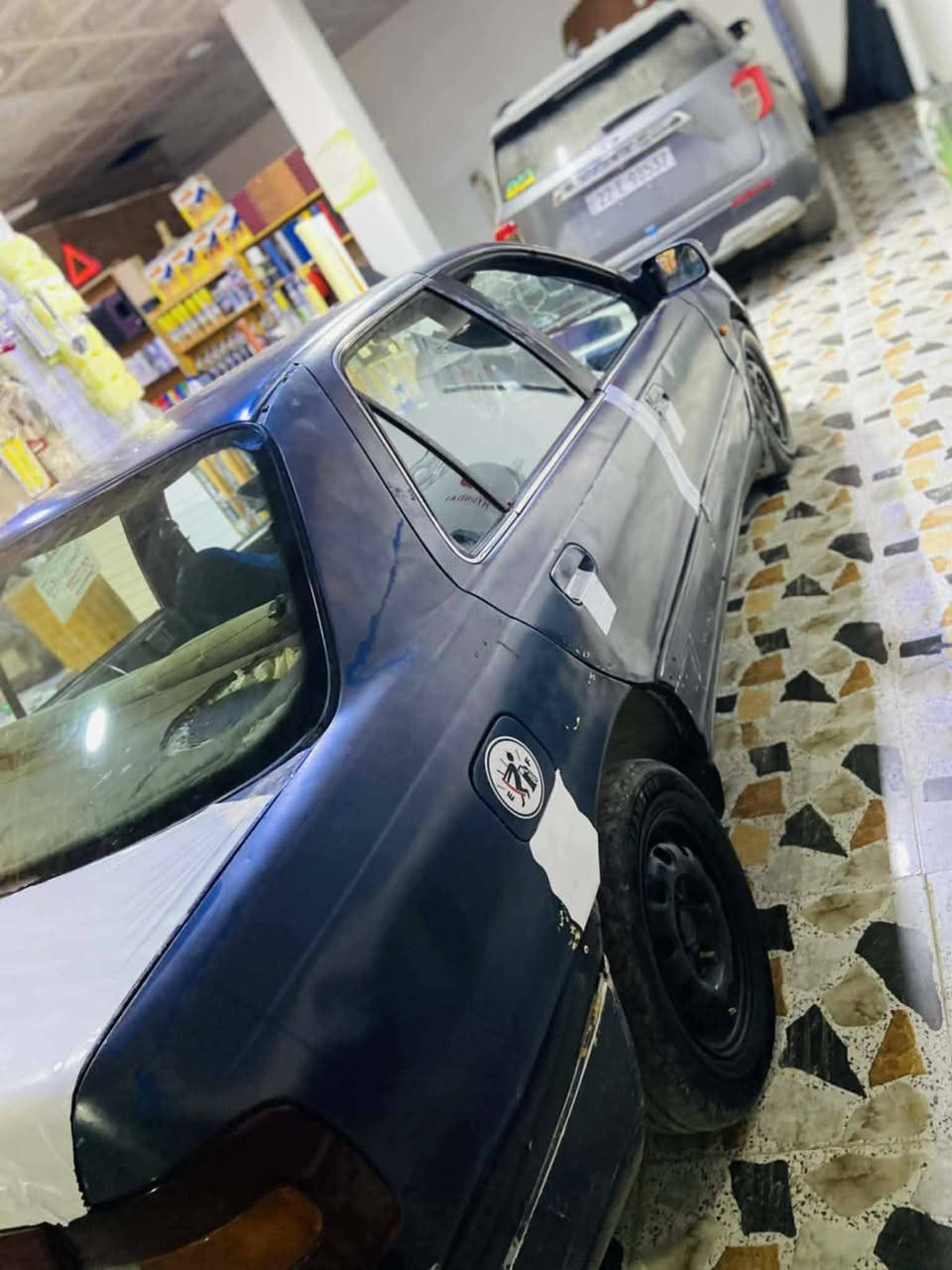 السلام عليكم النترى ٩٢ فحص نينوى محرك بحاله جيده شوي بي نضيح دهن من القبق الفوك ترايك وين ماتريد النمره ال 5  مرات تجي مرات لا سياره نضيفه وجاهزه السعر 20 وبيه مجال للاستفسار الاتصال على الرقم *********** مكاني الحويجه
