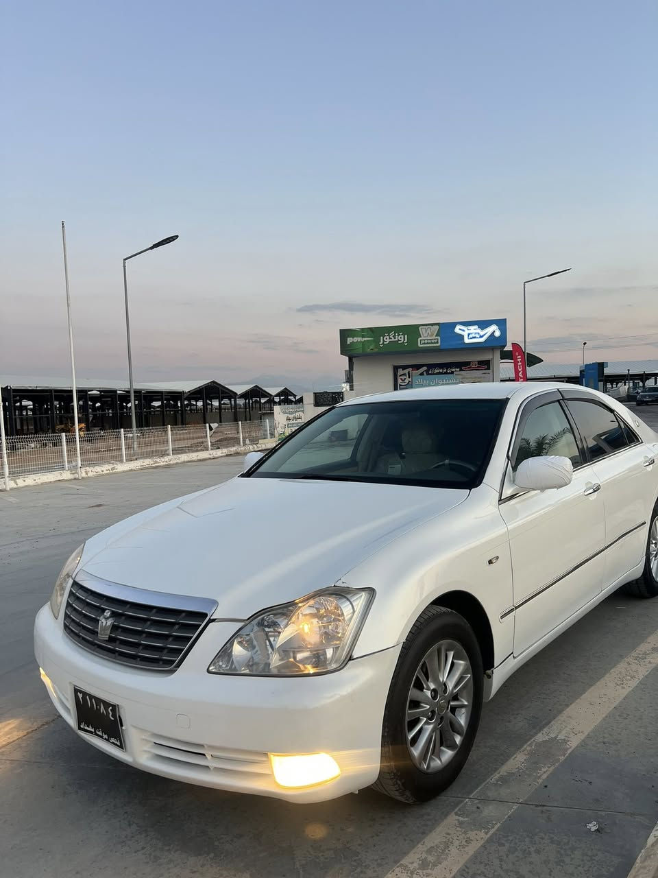 ماشەللە لەماڵی هەموو لایەک
شاهینە ١٨٠ گێر گەورە
تازە داخڵ کامل جایز
٢ دوگمە
ناو زەرد
تەبرید ساردو گەرم بەشەرت
توندو تۆڵی بەشەرت
دەعمو لێدراو بەشەرت
سەقفو عیزام بەشەرت
چوار تایەو ویلی لۆکی لەسەرە
جامی دواوەو پێشم هەڵگرتوە
ڕۆنم تازە گۆڕیوە
سەیارەکە ماڵی دۆستە

٤٨ گەڵاو مەجالێکی برایانە

گەر موشتەری تێل بکە
وەتس ئاپ-***********
