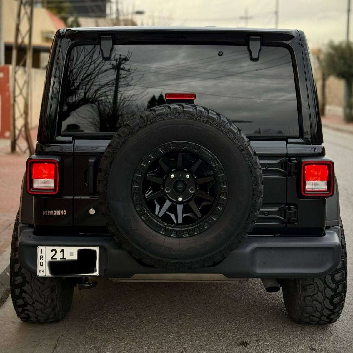 جێب رەنگلەر 2022 مواسەفات ئەمریکی... سپۆرت 
تەنها 31 هەزار ڕۆشتوە 
مەکینە ٤ بستۆن تۆربۆ 
بەسمە/شاشە ، کامێرا ، سوکان ڤۆلێۆم ، 
لایت ئۆتۆو لید لایت زینۆن و ئەڵقە بلاجکتۆر ، 
گێچ ئەلەکترۆنی،  دبل اكسل  4x4 تراکشن....
گێڕ و مەکینە و کارەبایی و ئەکسل هەمووی بە شەرت
سەیارەکە لۆکە ماشاءالله 
هیچ مەسروفێکی تیا نیە وەک سفر وایە..
سەنەوی و هەزەی تازەیە 
بەناوی خۆمەوەیە تا کۆتایی ٢٠٢٩ 
سەیارەکە تەنها نیو دۆسەی لای سەکنی بۆیاخە 
باقی هەمووی بە شەرت بێ بۆیاخ بێ شوخت... 

سـعـر : لە کۆمێنت داوابکە ڕاستەوخۆ بۆت دێت 📥 

گێر و مەکیەنەی بەشەرت 
هیچ کێشەیەکی تێدا نییە 

ژمارەی خاوەنەکەی 
***********
وەتسئاپ
