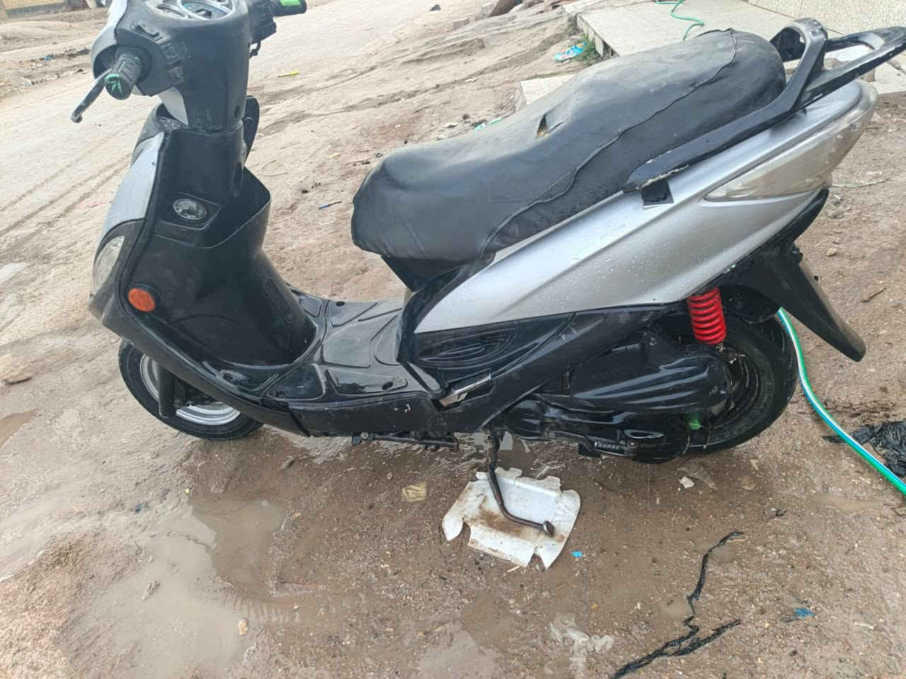 جي فور نضيفه شغاله سلف هندر كهربياات كامله ما نقصه شي ب٣٠٠ وبيه مجال مكان فضليه


**إذا كنت صاحب هذا الإعلان وتريد حذفه لأي سبب، رجاءا أرسل رسالة إلى الدعم الفني**