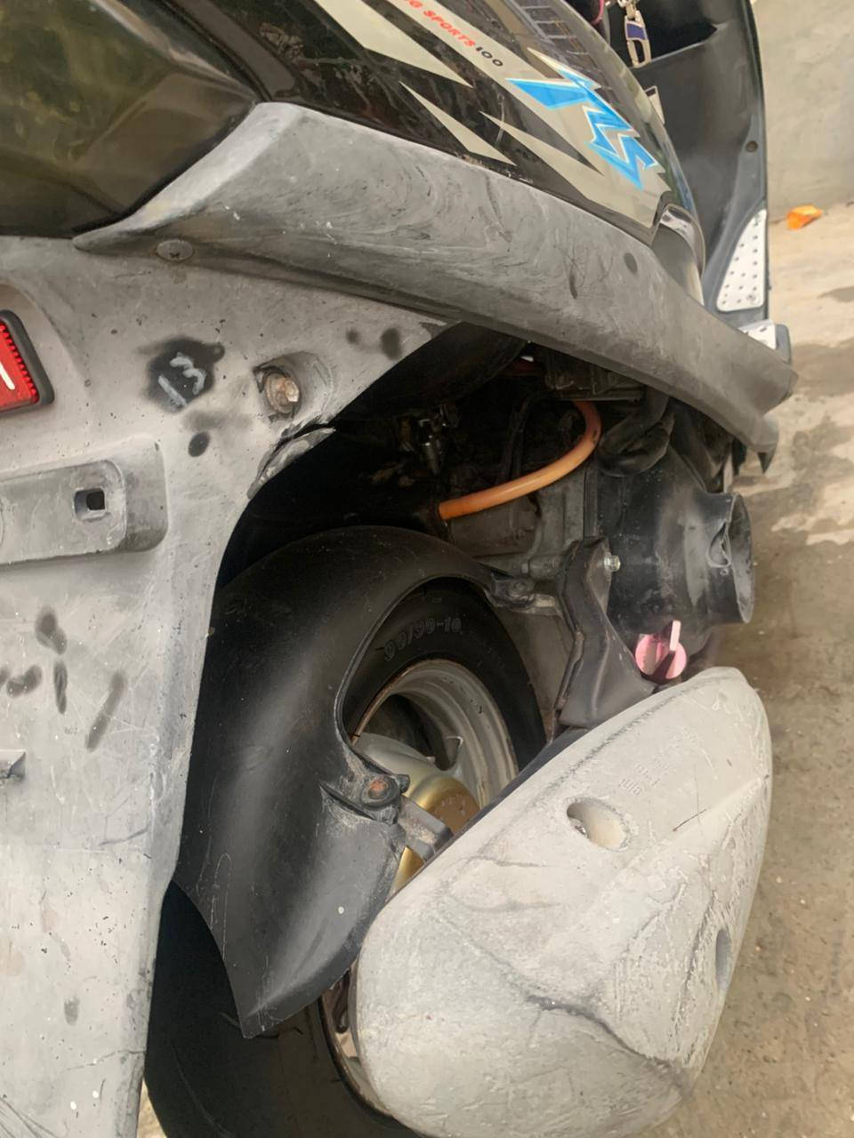 سلام عليكم ماكس عدله 49 بلادي للبيع 
دراجه حاويه ما صارله هواي من طالع من الحاويه
دراجه كفاله عامه ما عده الكفر تجاري لجماليه ما ممدود عليه سبانه 
السعر 700 وبيه مجال بصيط 
مكاني كربلاء حي العسكري
رقمي ***********
مكلف بنشر
