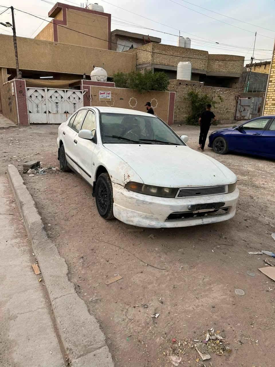 السلام عليكم ميسيوبيشي كلنت موديل 2004 مكفوله مكينه لانسر  كير عادي سياره شغاله مال مزاد وزارة الداخليه الكتاب بسمي واصل المرور تروح ترقم كبل اسويلك وكاله ام الباركود وتمشي وين متريد السعر 28 مكان بغداد ***********
