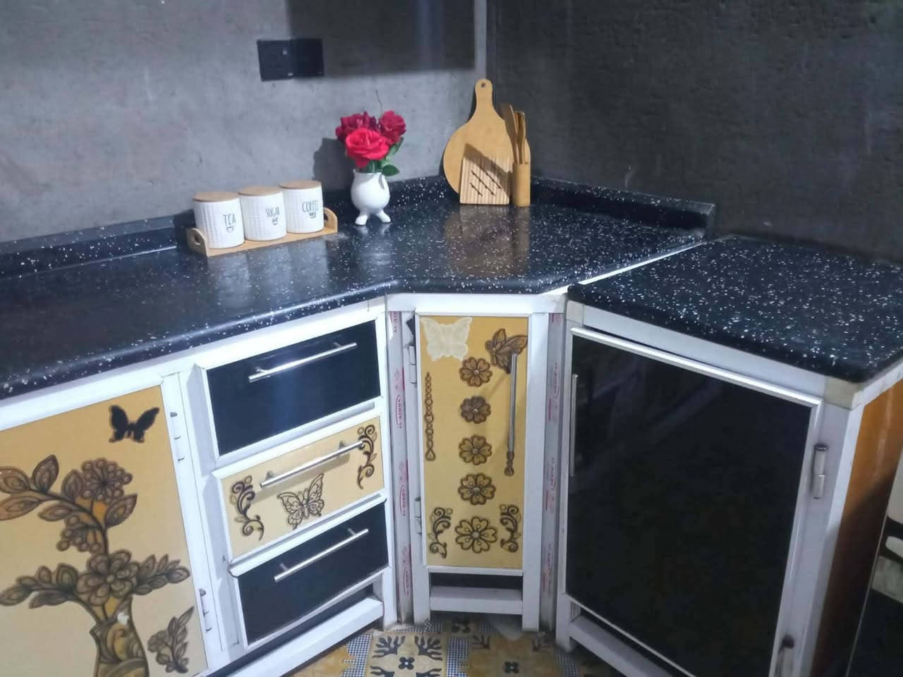 #كاونتر تزكام الطول مالتة 3 امتار مثل ماموجود بلصور
السعر خاص


**إذا كنت صاحب هذا الإعلان وتريد حذفه لأي سبب، رجاءا أرسل رسالة إلى الدعم الفني**