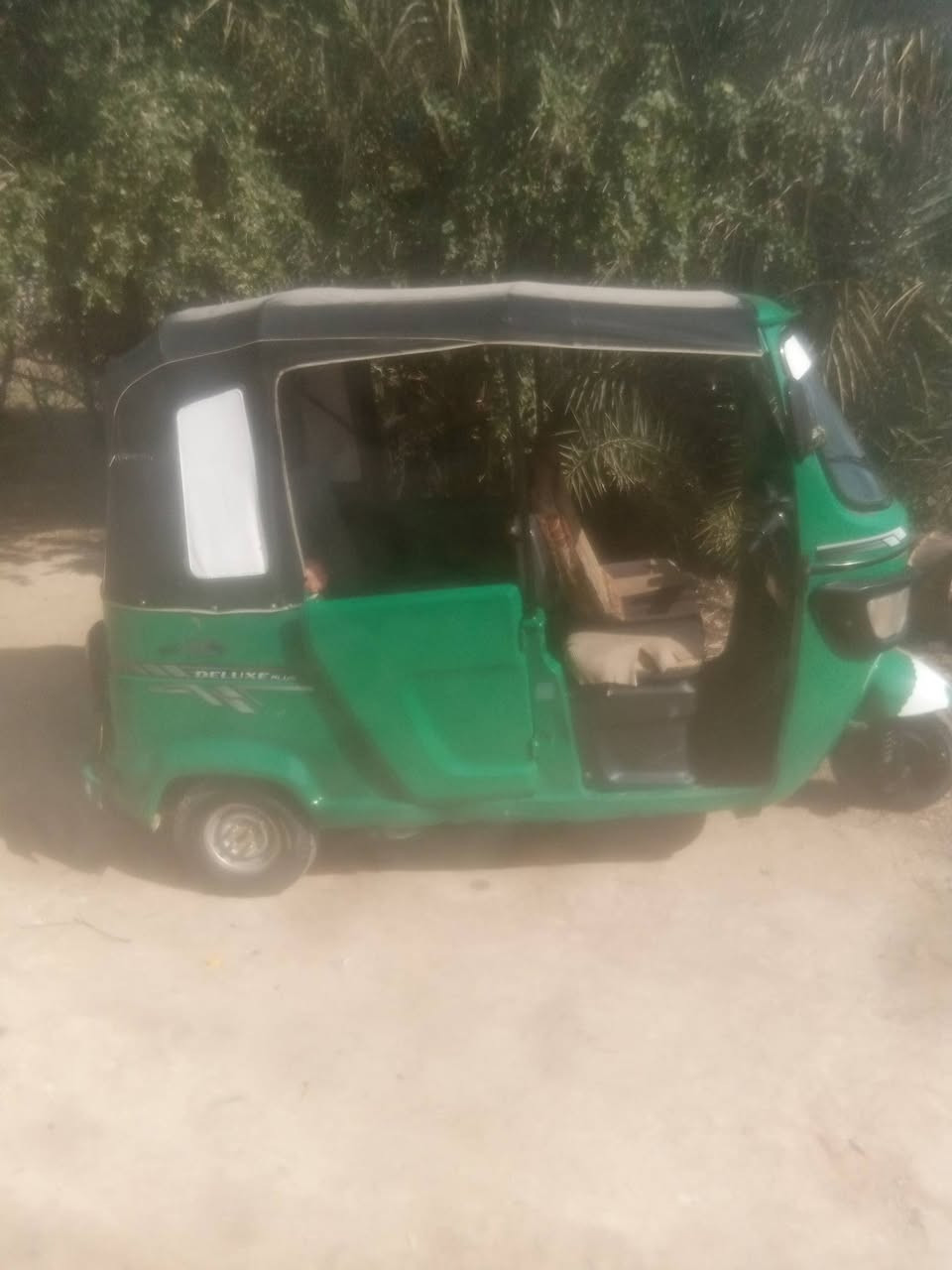 تكتك 22لبيع رقم واسط عنوانها القاسم تواصل على رقم***********
