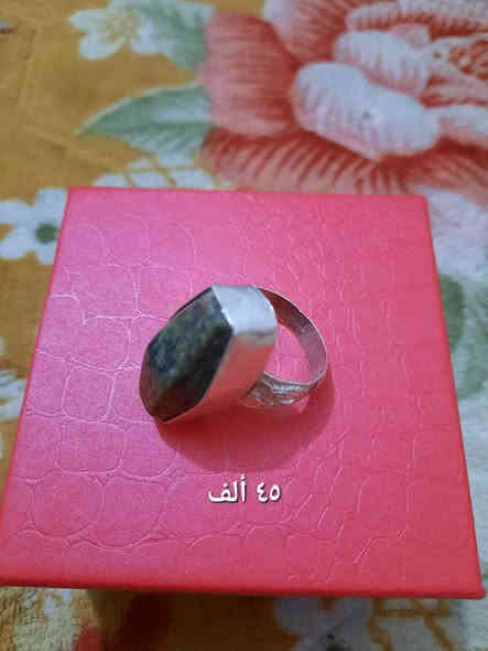 محابس فضه ثقيل مختم
يمانيات عباس اباد هبهاب
سن الذيب مع زنجيل فضه
السعر مكتوب ع الصور مجال قليل
بغداد قرب فلكة حي النصر
ماعندي توصيل اتصال واتساب فقط
            ***********
