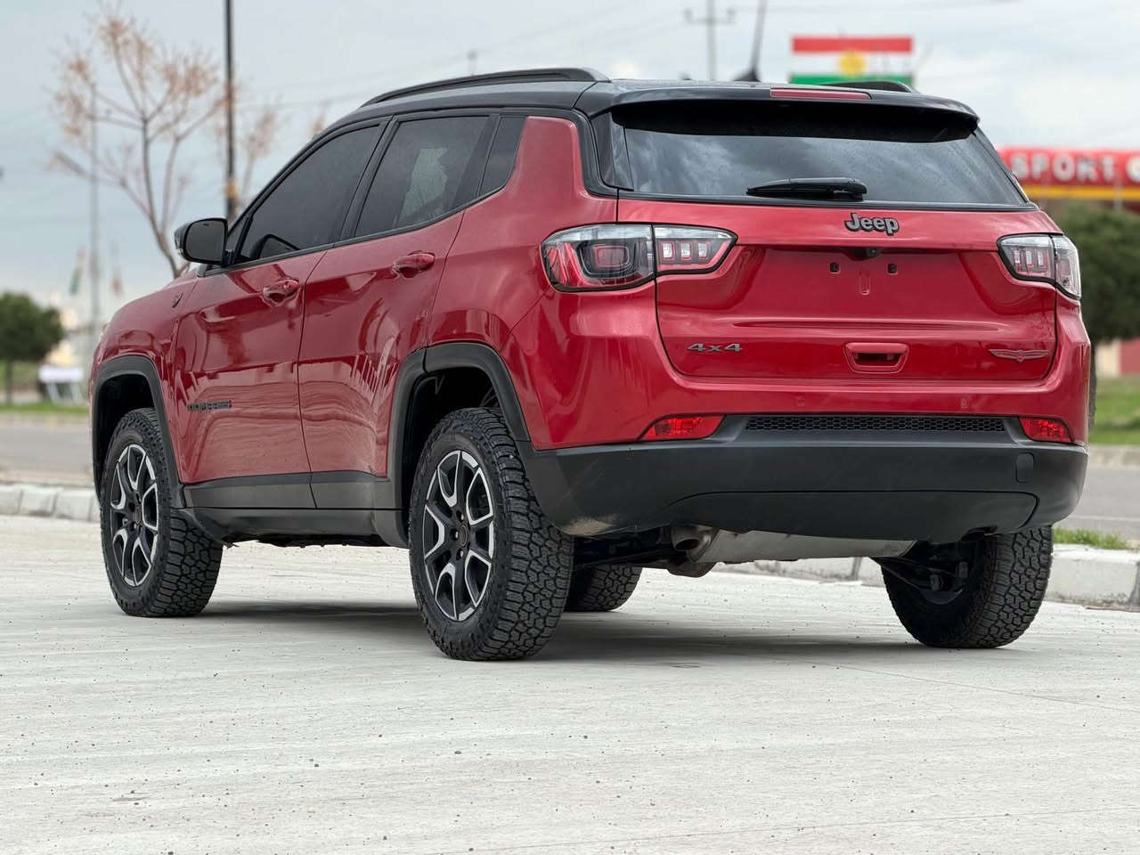 جيب كومباس موديل 2024  ماشي 9الاف ميل بيها جاملغ خلفي صبغ  بدون دواخل مواصفات شغال عن بعد فور ويل AWD ويل كب كروم لايت زينون بكلايت ليد مقاعد جلد مقاعد هيتر مقاعد جلد مقاعد كهربائي بلاجكتور باب الخلفي كهربائي جك شاشه كبيره كاميرا رادار امامي رادار جانبي اشاير بالمري تبريد مركزي هاندبريك بصمه تحكمات ستيرن مرايا هيتر بلوتوث مصدر تاوبسي 

 متوفر واتساب عالاسيا 

***********

*********** 

g4njddnost536940 دهوك, العراق
