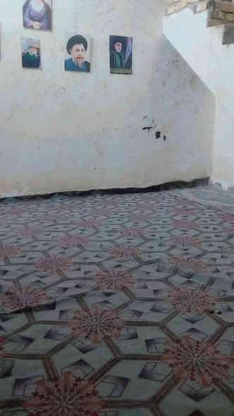 السلام عليكم حبايب قلبي عندي بيت 100 متر مربع راعي غرفه 6 × 4 + صاله اربعه بثلاثه ونص زائد مطبخ واستقبال وممر وصحيات خارجيه وسعر البيت 18 مليون وبالمجال للشراي قرب سيد عوده على الشارع 300 ال حمد قرب سيد عوده متر ركن مايو كهرباء خطين مراوس باي بيت زراعي اخوكم ابو مهدي رائد ***********////0780152866
