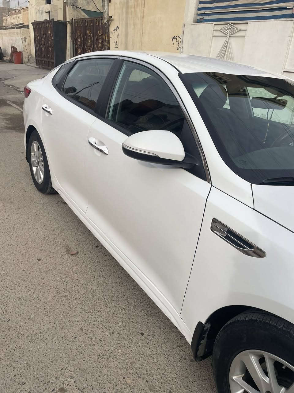 السلام عليكم  اوبتيما 2017 امريكي حادثها جاملغ وبندي بدون دواخل بدون ايرباك محرك شرط ٢٤٠٠ كير شرط تشغيل عن بعد رقم أربيل تحويل مباشر 
السعر ١٣٣ وبيها مجال 
***********
