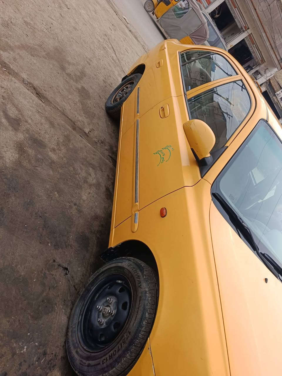 فيرنه 2014 سياره ممشتغله تكسي بس مهموله من دوام للبيت محرك وكير نضيف
مكاني بغداد الامين ثانيه ***********
