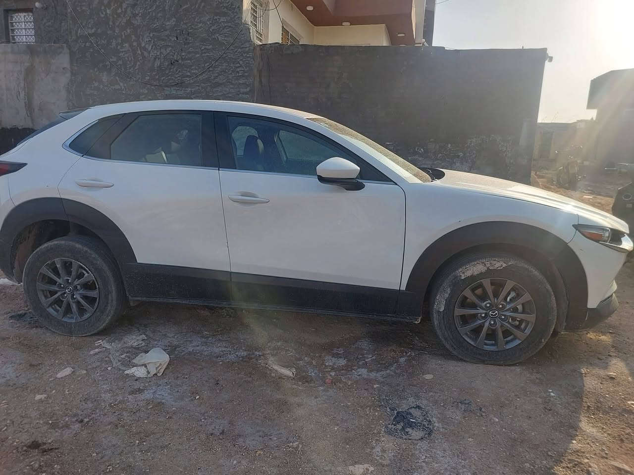 مازدا cx30 موديل 24
حادث موضح بالصور شغاله من امريكا 
ماشيه 19 الف ميل
كلشي ع بلاد 
محرك ٤ سلندر ٢٥٠٠ 
مرقم بغداد شهداء وكاله من ابو شهيد 
السعر 130وبيها مجال 
مكاني بابل الحله
للاستفسار الاتصال على ***********
