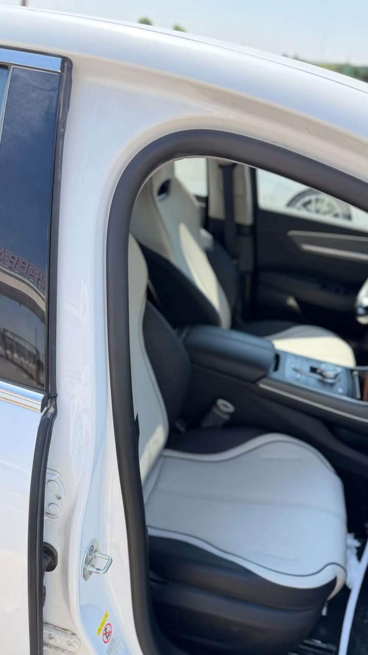 BYD دستروير
الموديل :-2025
عداد المسافة الكلي :- 14.000 كم 
رقم بغداد بأسمي 
السعر :-19.700.000د.ع قابل للتفاوض
العنوان :- بغداد / جانب الكرخ
للإستفسار :-0773402805


**إذا كنت صاحب هذا الإعلان وتريد حذفه لأي سبب، رجاءا أرسل رسالة إلى الدعم الفني**