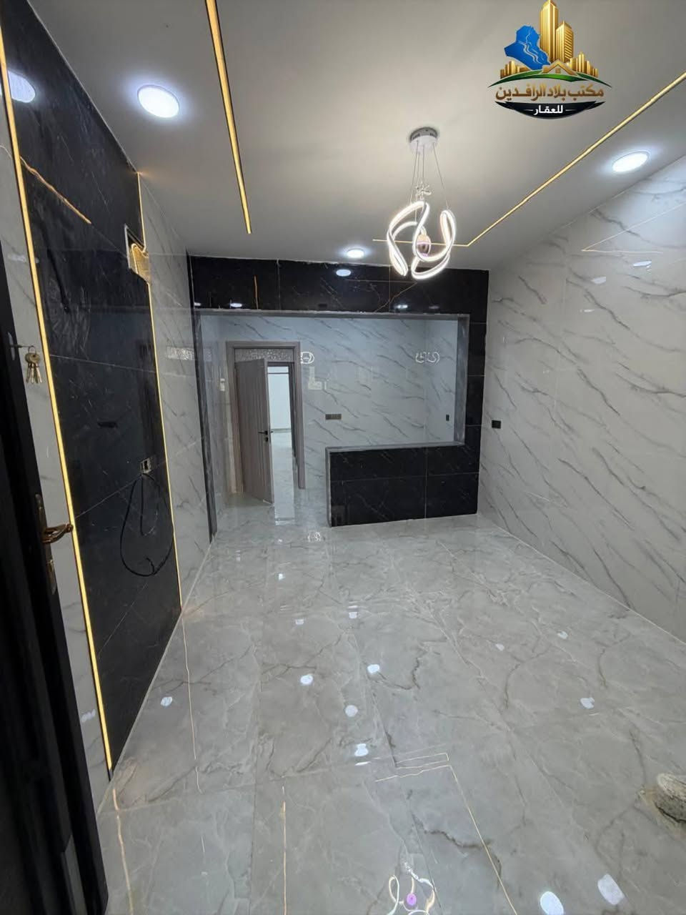 ⛔إعلان حصراا لديناا. للتميز عنوان.
 دار للبيع في الموصل حي الملايين الاولى . قرب جامع الصواف . المساحة 150م واجهه 7.5م   خمس غرف نوم واستقبال وهول وصحيات ومطبخ . بناء حديث . للإستفسار الإتصال على الأرقام .#مكتب_بلاد_الرافدين_للعقار
البناء الجاهز مقابل الكمارك مجاور تيم مارت .
***********
***********
