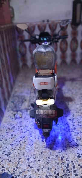 سلام عليكم دراجه البيع اكس 900 دراجه نضيفه كالها على بلاد البطاريات مالتها 33 امبير 5 بطاريات سعر 500 بيها مجال  الستفار تصال او《 تعالى وساب 》رقم *********** رجان مو شراي الا يراسالني
