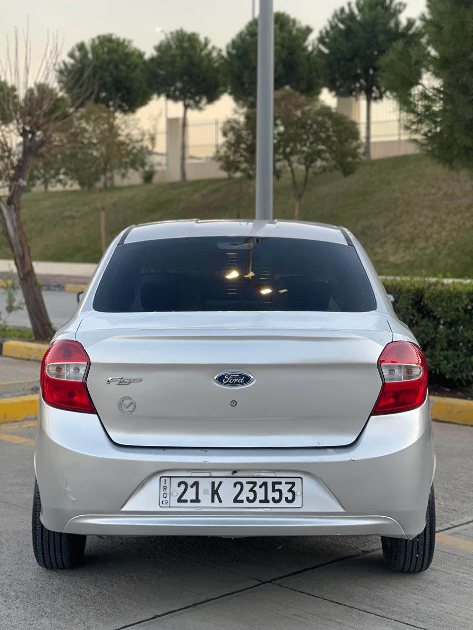 فۆرد فیگۆ ٢٠١٦
گێڕ و مەکینەی نەکراوەتەوە بەشەرت
بۆیاخ یەک پارچە و یەک پەڵە 
بەبێ ناوگرتن   ١٤٠ کم ڕۆیشتوە
سەنەو تازەیە تا ٢٠٣٠
ناونیشان سلێمانی
نرخ ٧٧ گەڵا و معامەلەیەکی کەم
ژم  *********** السليمانية, العراق
