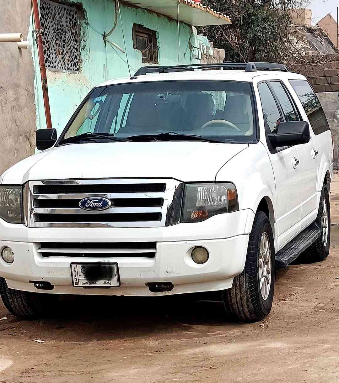 السلام عليكم
فورد اكسبدشن خليجي
موديل 2011
محرك 8سلندر حجم 5.4
طويله
تو ويل 
رقم بغداد بسمي
مكفول من الظربه ماعده البنيد مصبوغ بدون ضربه 
السعر130 ورقه وبيه مجال للشراي 
بيع أو مراوس حسب القناعه
للاستفسار اكثر الاتصال ع الرقم***********
مكاني البصرة الزبير
