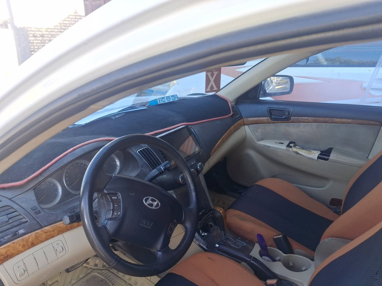 سوناتا موديل ٢٠١٠ خليجي محرك ٢٤٠٠ بيها رشات صبغ ابيعك حزام محرك كير حداديه تخم تاير جاهزه مكان الشامية اتصل على الرقم ***********
