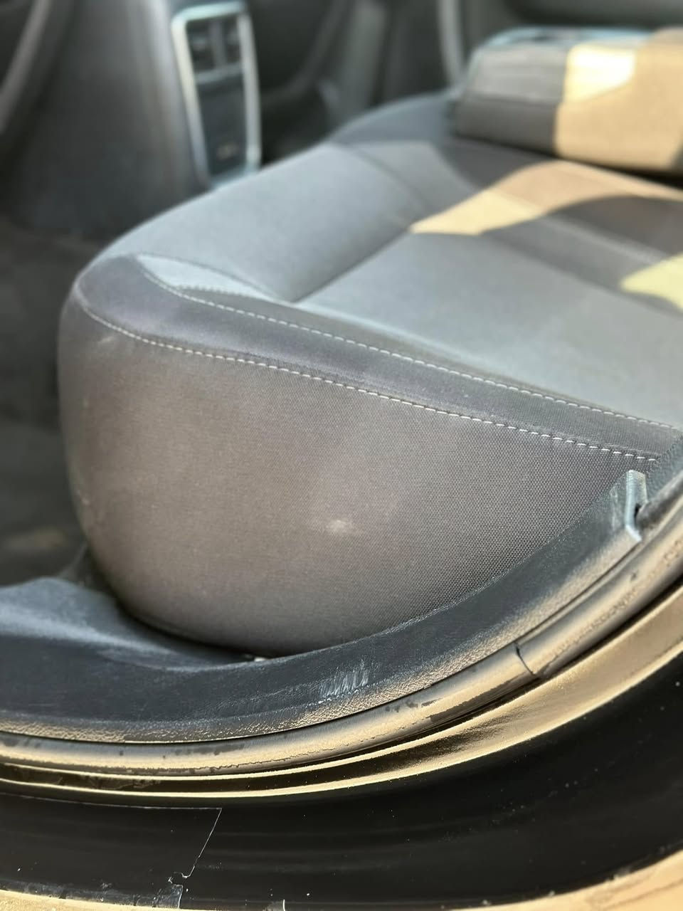 سلام عليكم البيع جارجر موديل 15 داخله كلين بلعراق صار بيه جملغ خلفي سعر 180 وبيه مجال ***********
