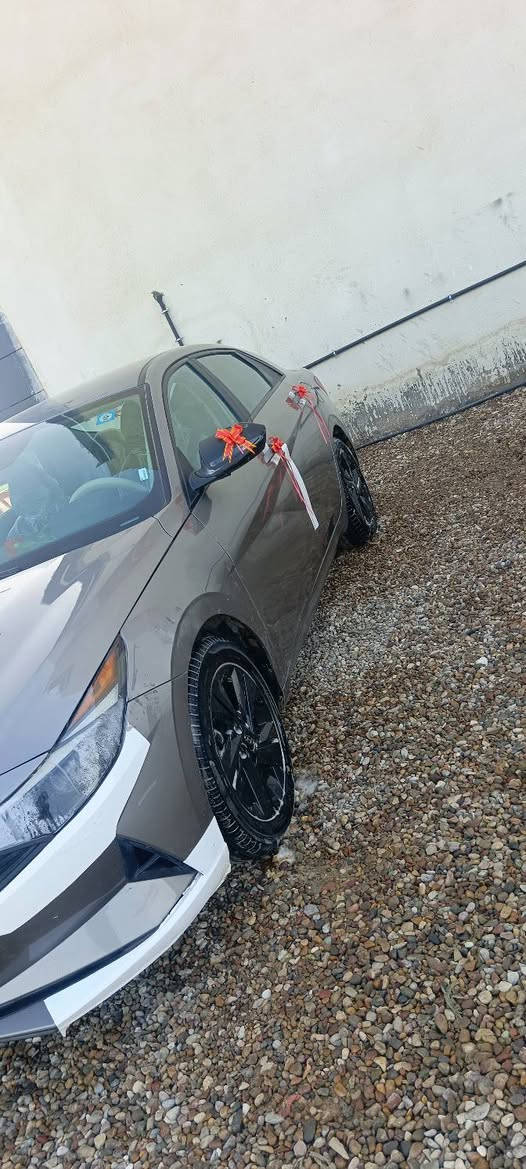 للبيع | النترا أمريكي 2023 بدون إيرباك
📍 تحويل موجود – الرقم ذي قار 

المواصفات:
 • رادار أمامي وجانبي
 • تحذير تصادم أمامي + بريك أوتو
 • كاميره دوار 
 • ABS + أنظمة أمان كاملة
 • مثبت سرعة
 • قيادة ذاتية
 • بطارية جديدة
 • تخم + تايرات جديدة
* تحكمات ستيرن كاملة
* ⁠شاشة كبيرة (آبل كار واندرويد أوتو)
 • السيارة نظيفة استخدام شخصي جداً

حادث موجود بصوره  بسيط)

ملاحظات مهمة:
 • مكينة، گير، شاصي مكفول 100% 
 • فحص بأي مكان تختاره
 • جاهزة للتحويل وما تحتاج شي

📞 للاستفسار اتصل
***********
مكان السيارة ذي قار سوق الشيوخ 
السعر  145وبيه مجال ومرواس ترهم حسب القناعة
