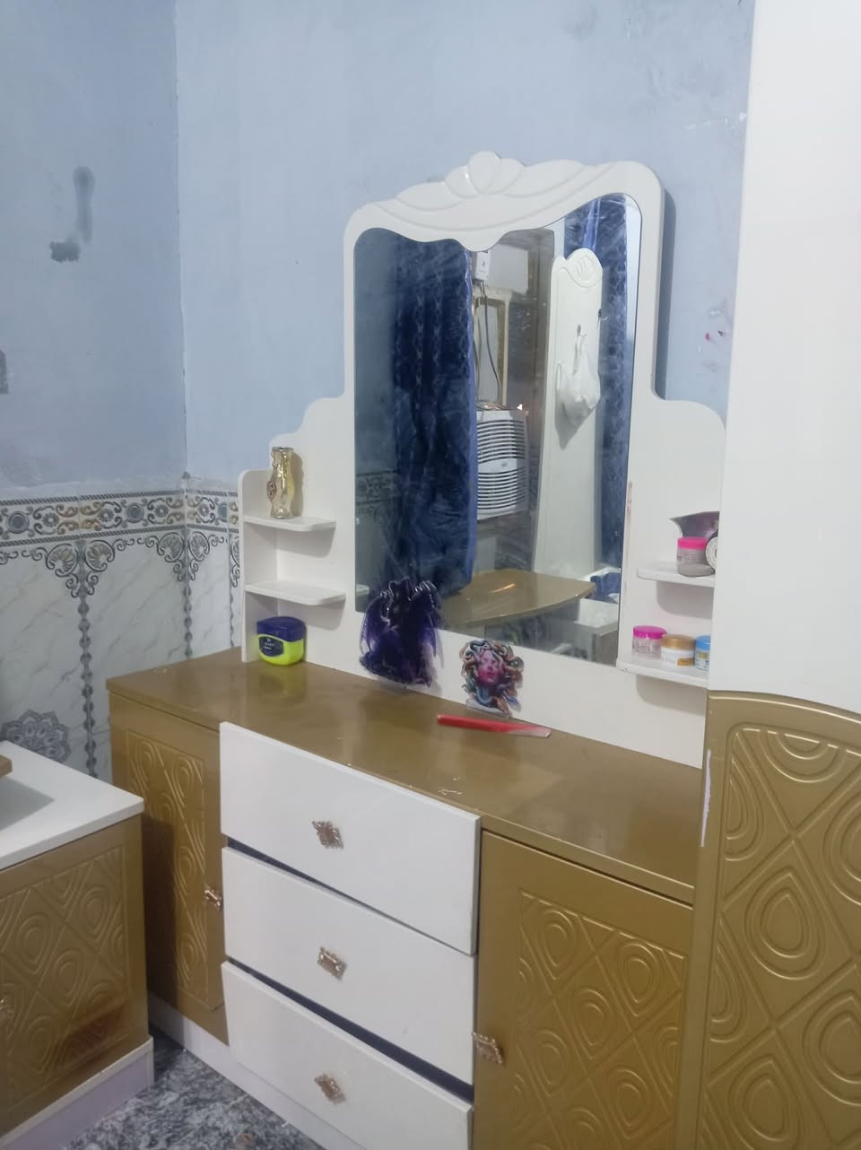 غرفه نوم تركيه نضيفه وكامله مكانها ناصريه مركز قرب سيد خضير السعر 350 بغداد, العراق


**إذا كنت صاحب هذا الإعلان وتريد حذفه لأي سبب، رجاءا أرسل رسالة إلى الدعم الفني**