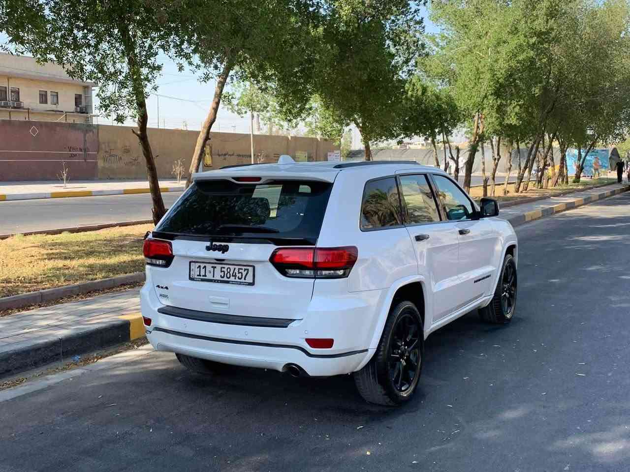 سلام عليكم جيب بلاك توب وارد امريكي موديل 2019 حادث جاملغ وبنيد لا الغد ولاشاطي فول سياره فتحه تحكمات ستيرن سيارة بسمي رقم بغداد  عارضه 215 وبيه مجال رقم تلفون.
   ‭***********
