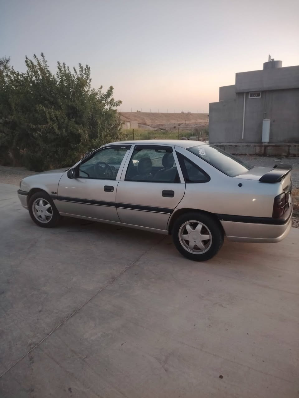 للبيع فكتره حجم 20
موديل 93

كير اوتماتيك 

فول كهربائيات 

رقم سليمانيه سنويه لل 2027 شهر 3

السعر 55$ بيها مجال قليل 

المكان كركوك قضاء الدبس 

رقم موبايل صاحب السيارة ***********

شراي خابر على رقم الموبايل خاص ما اجاوب
