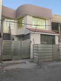 أبو الجدايل • ١٥٠م • ٣ مشتملات