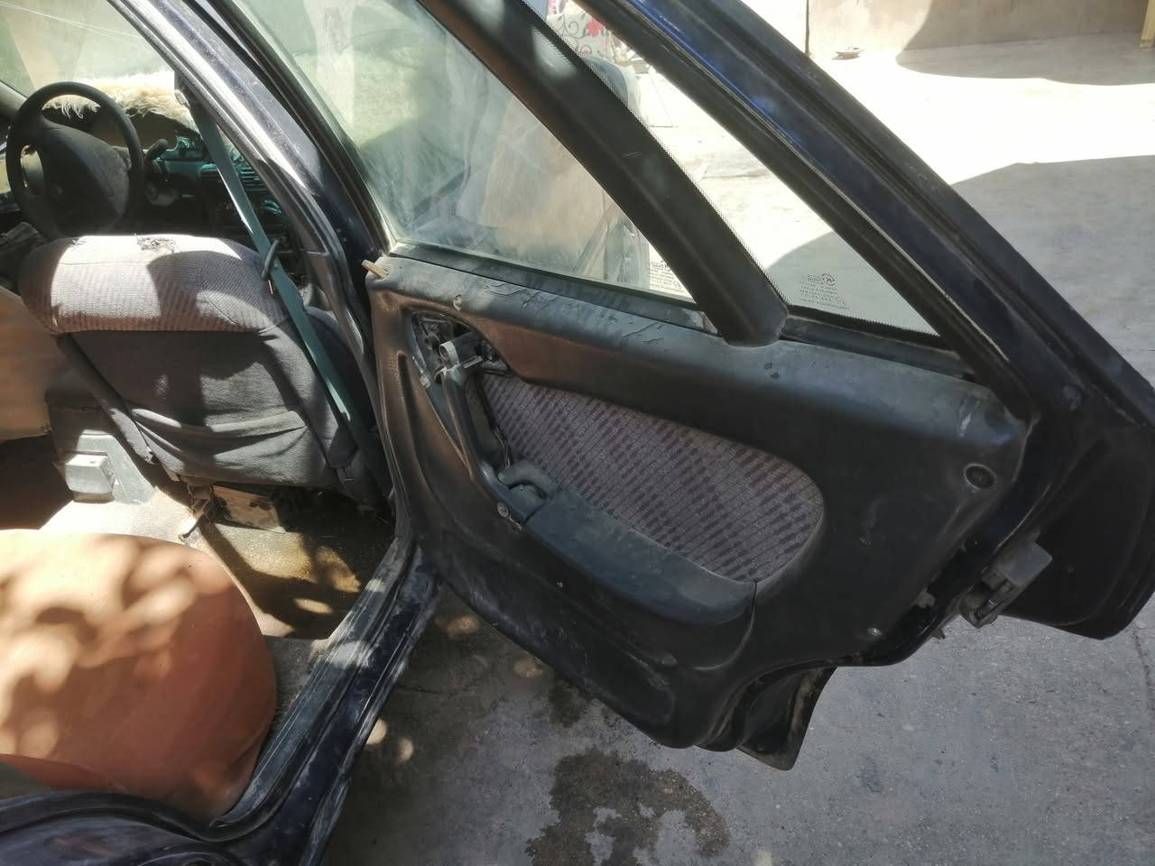 اسبرو فحص انبار  اوراق كمرك كاملة بس سنوية ماكو ابيع كوم حديد المكان الانبار
***********
