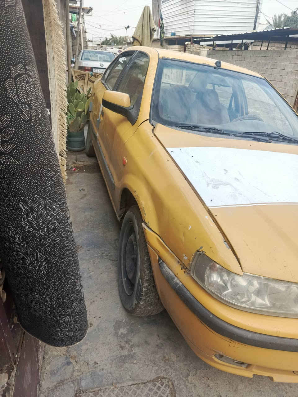 السلام عليكم سياره سمند موديل ١١ سنويه ورقي السعر ١١ورقه وبيهه مجال عليهه هياه غرامه 680قرامت مرور ولله مادري بيهه مكاني الشعله ***********
