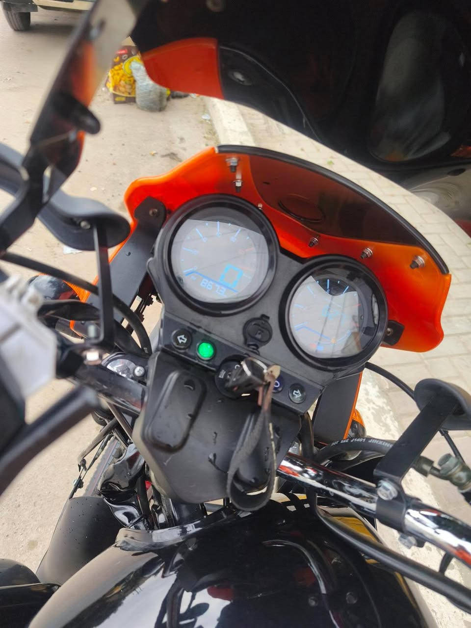 دراجه للبيع ديوان 25
رقم اربيل انكليزي دراجه ماشيه (800)بعدهي بوضع شركه 

سعر 2700 مكاني بغداد الدوره (***********)
