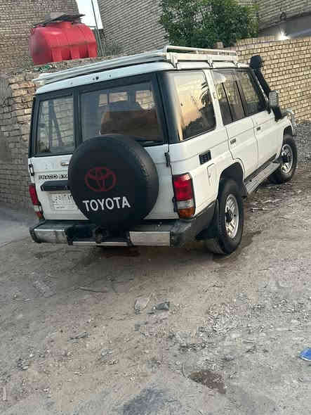 سلام عليكم تويتا لاندكروز موديل 1992 محرك كاز مال كيه 3000 السياره نضيفه مجدده دوشمه جديده وبيها صبغ جماليه مكانها الأمين رقمها انبار دولي بسمي تحويل ثاني يوم *********** استفسار أكثر خاص او الاتصال ع الرقم
