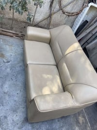 تخم قطعتين مكتبي جلد لبيبع 07735406883