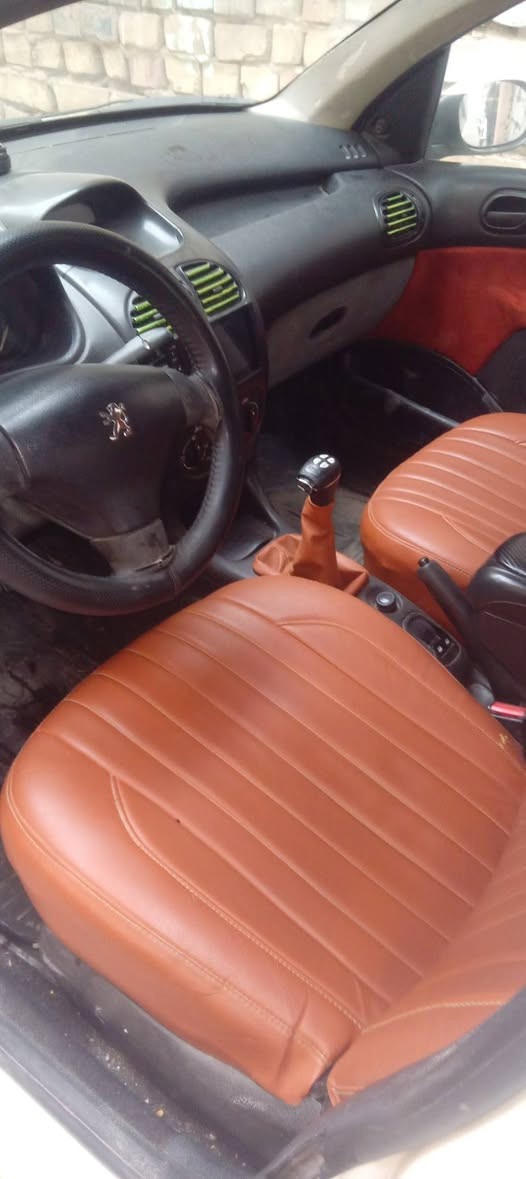 بيجو فرنسي ٢٠٦ موديل ٢٠٠٨ مابيه اي نقص السيارة للإستفسار ***********
