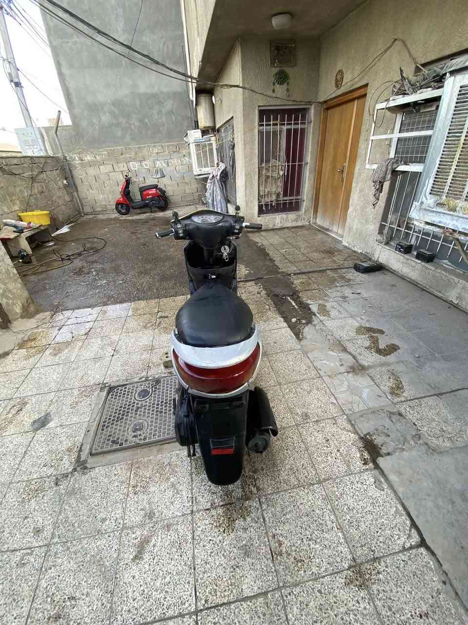 السلام عليكم
دراجه بريز للبيع مكينه مفتوحه مابيها اي نقوصات 

سلف هندر كهربائيات كلها شغاله 

مكاني بغداد حي الاعلام 

رقمي (***********) موجود واتساب فقط
