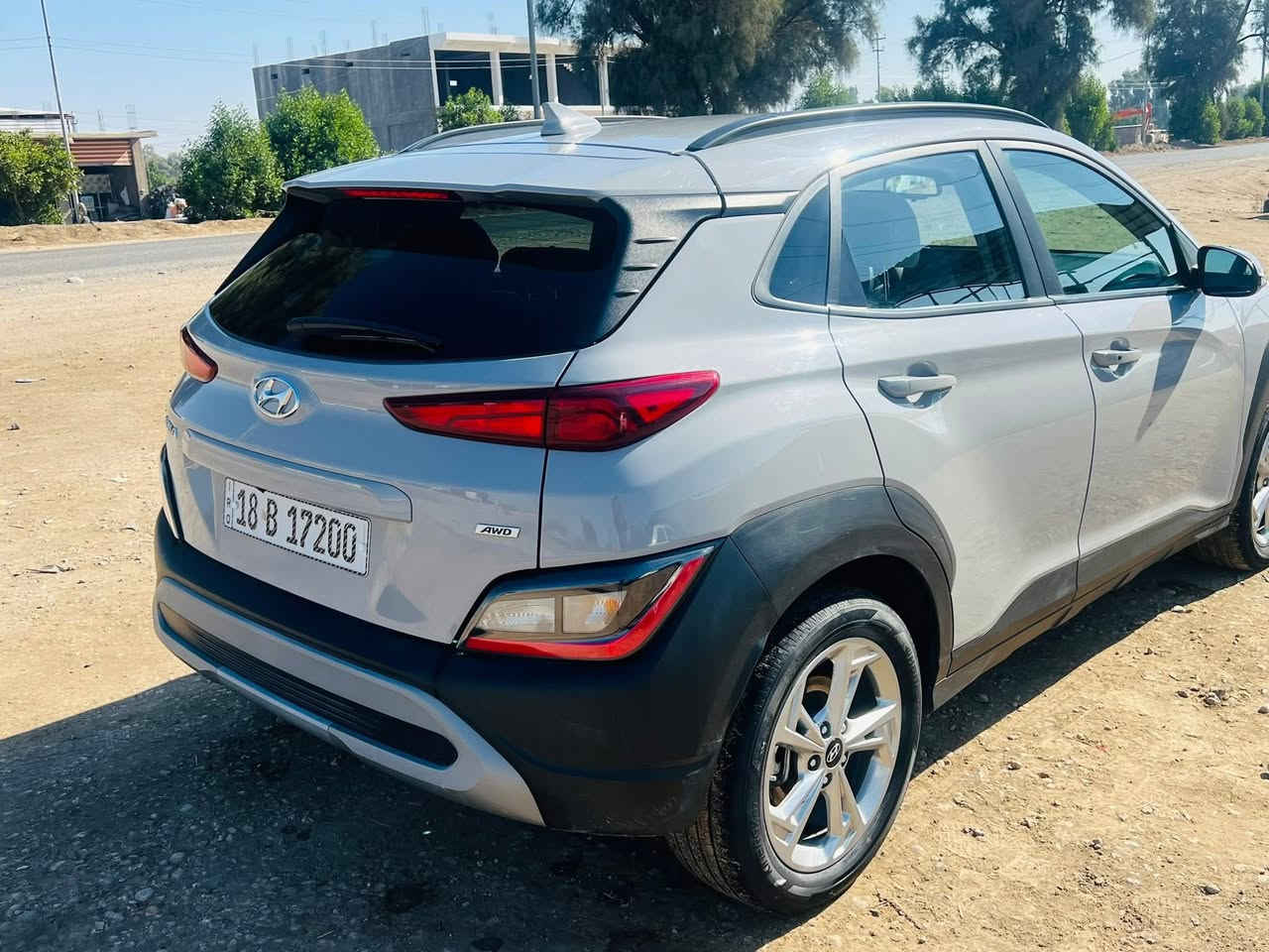 كونا 23 فول مواصفات عدا الفتحة
حادث موضح بالصور  بدون دواخل  
صبغ البنيد فقط 
ماشيه 46 
مكانها حله المركز 
للاتصال - ***********
