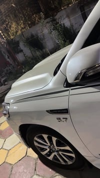 لاندكروز VXS • ٢٠١٩ • ٦٠ الف