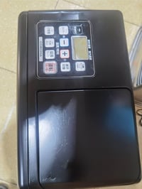 جؤر كرؤنا  موديل ٢٠٠٦ نرخ ٢٥٠هه زار ٠٧٥٠١٥٨٦٦٦٦