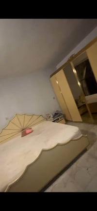 كنتور ماليزي ابو 6 أبواب نضيف فقط كنتور السعر 100 وبي مجال ودوشك نضيف ...