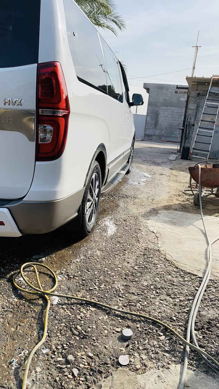 السلام عليكم ستاركس مفتوح محورة مسكر سبلاين2019 مرمز 2023 رقم بصرة تحويل السيارة جاهزة تخم تاير 
كفاله عامة بيها بارد بلجنطة شبر رقم الهاتف ***********
