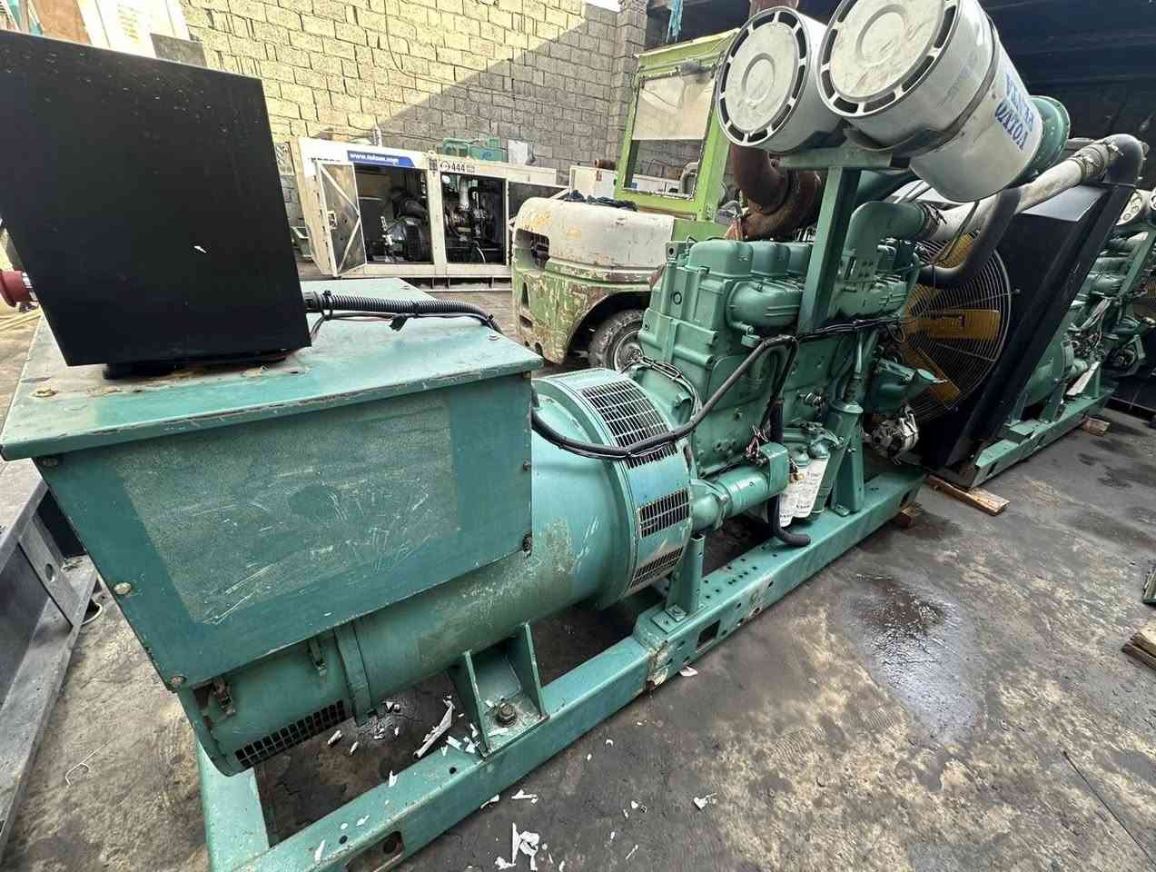 السلام عليكم
فالفو 123 اوربي 
400kva 
ساعات العمل. اقل 1000 ساعه 
نظام اوتو حمايه فول اوتماتيك
وضع بلاد شركة  
أربيل صناعه جنوبيه 
نظام اوتو حمايه فول اوتماتيك
وضع بلاد شركة  
🚚يوجد توصيل الى جميع المحافظات وبضمان🚚
🚚كياندن هةية بو هةموو شاركان بةكرينتى🚚
 للاستفسار:
 ابو علي 
***********
***********
***********
