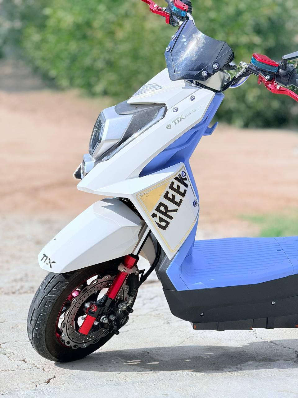 دراجة سكنس رياضي جبلي شحن
الدراجة مكفولة من كلشي وصارلها شهر من طلعتها من الوكيل 
الدراجة 5 باتري وينلي الاصلي ضمان سنة من الوكيل 
ملف 2000 نحاس مقاوم للماء 
لايت لد نهاري 
لايت زنون عالي ناصي 
الدراجة مزودة كفرات وعنابير وفجوج كلها من شركة Greek
دبل عمبار 
بريك خلفي امامي فج مو بنز 
الدراجة تمشيك بتفويلة الشحن مالتها 55km حقيقي
سرعتها بالشاشة 99
الحقيقي 60 
الدراجة مابيها اي نقص كاملة مكملة 
عنوان بابل جبلة
سعره خاص  للشراي فقط 
رقم التلفون ***********
