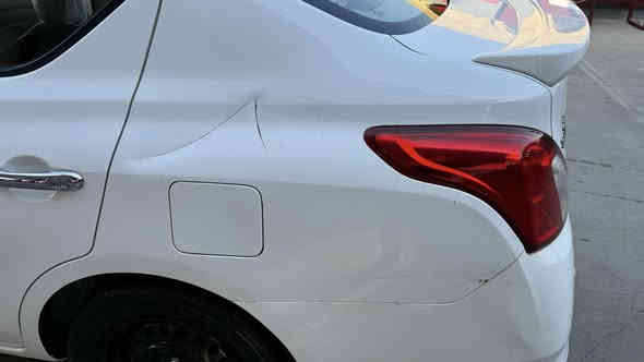 نيسان سني هندي موديل 2022
سيارة جاهزة من كلشي رقم وتحويل وهزة 
مواصفات عادية تحكمات ستيرن 
جامات كهربائية
حساسات
جناح عل جنطة
يدات نيكل
بيها فقط هذا الشخط على جاملغ الخلفي بدون تصليح 
سيارة بدون صبغ
ماشية 75 الف 
رقم ***********
***********
