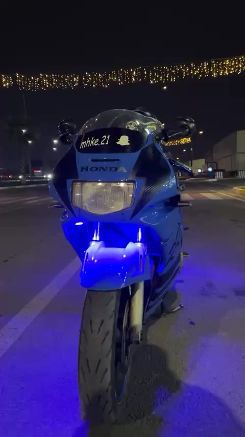 هوندا اف 2 مكينة اف 3 كبس موديل 2000 ويه منافيس للبيع وبدون واكيد فرق الاسعار رقم ***********
