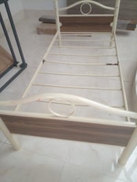 سرير • أربيل