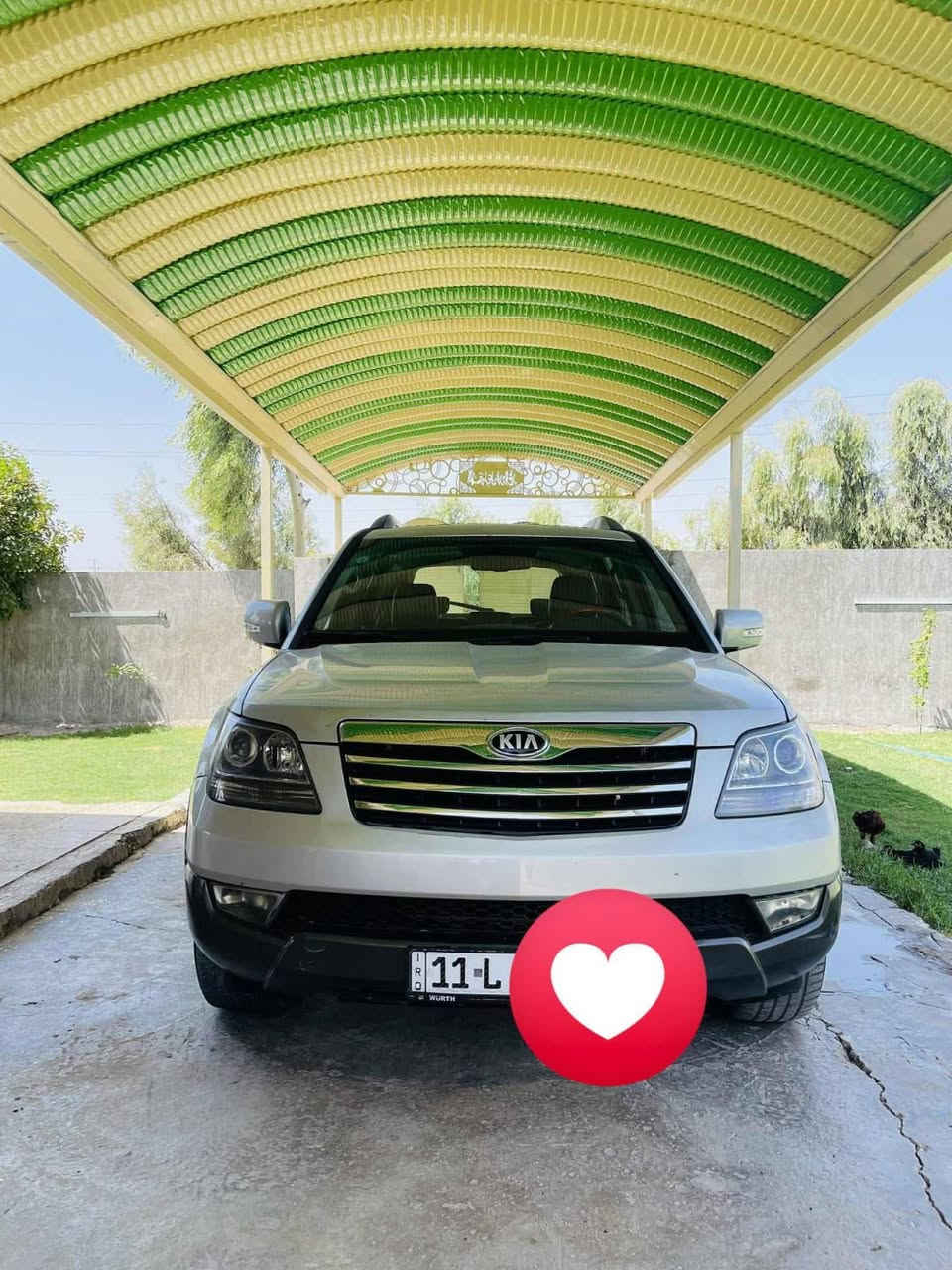 مهافي للبيع موديل ٢٠٠٩ خليجي فول مواصفات ١/١
مكفولة من الضربة والمعجون فقط البنيد صبغ بسبب الجراد والباب الوره السايق بيه كلير بسبب الجراد ايضا .داخل السيارة اسود جلد 
السعر ١٢٠ وبيها مجال قليل 
مكان السيارة  الضلوعية صلاح الدين ***********
