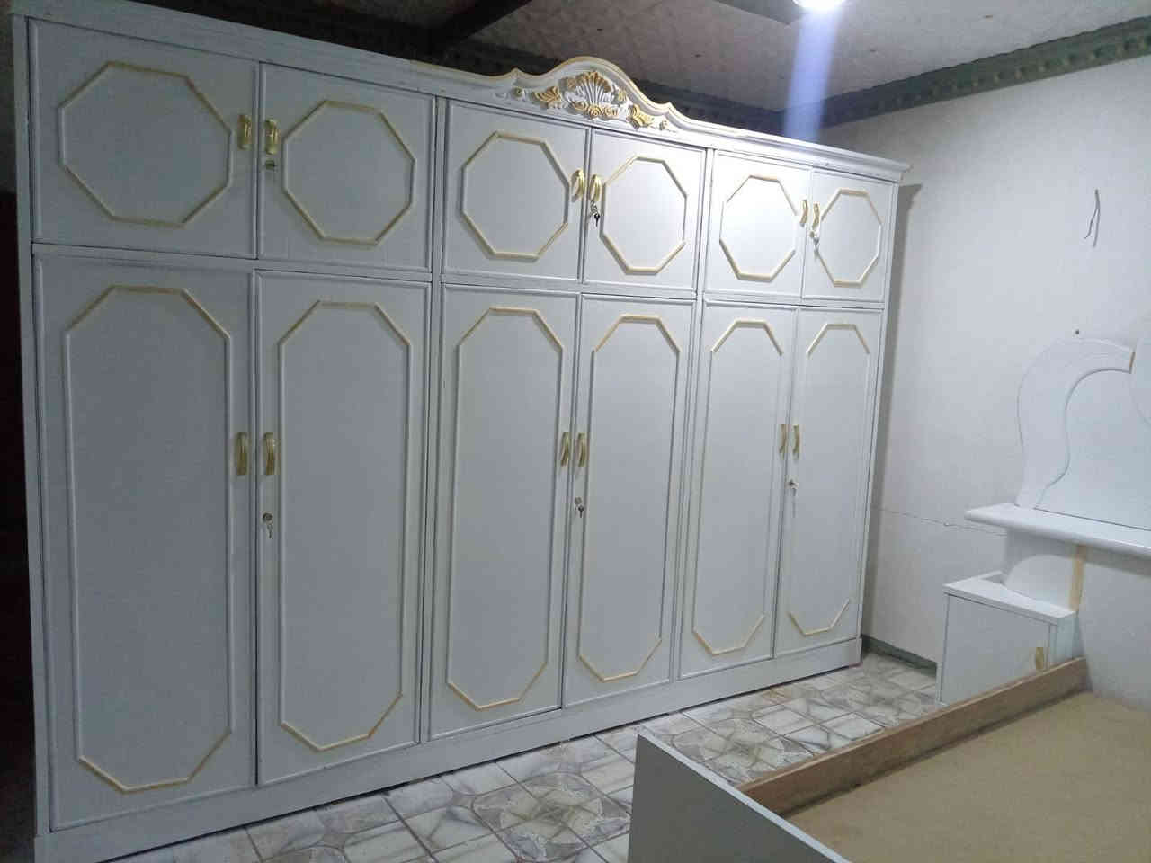 غرفة اخشاب للبيع 
المكان، السدة الهندية منطقة العلگاية
السعر، 600 وبيها مجال
رقم التواصل *********** ‏
