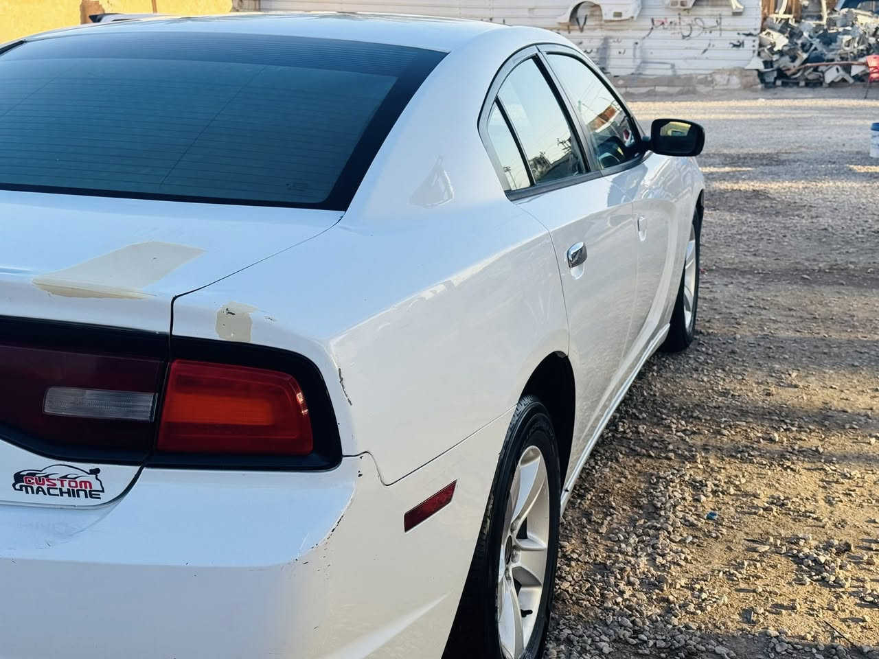 السلام عليكم جارجر موديل2011
كلين بدون حادث  بيهه باردات مثل ما موضح بل صور استخدام شخصي سياره نضيفه كلش  واحلى من الصور 

السياره بدون نقص هزه ورقم جديد  صارلهه شهرين الهزه والرقم الجديد حداديه  وادامة كله ع ايدي

السعر 150وبيهه مجال قليل 

***********
