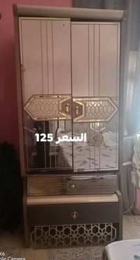 عندي هذني الغراض للبيع ميز تيلفزون وملحق 07852678199واتساب وفيس