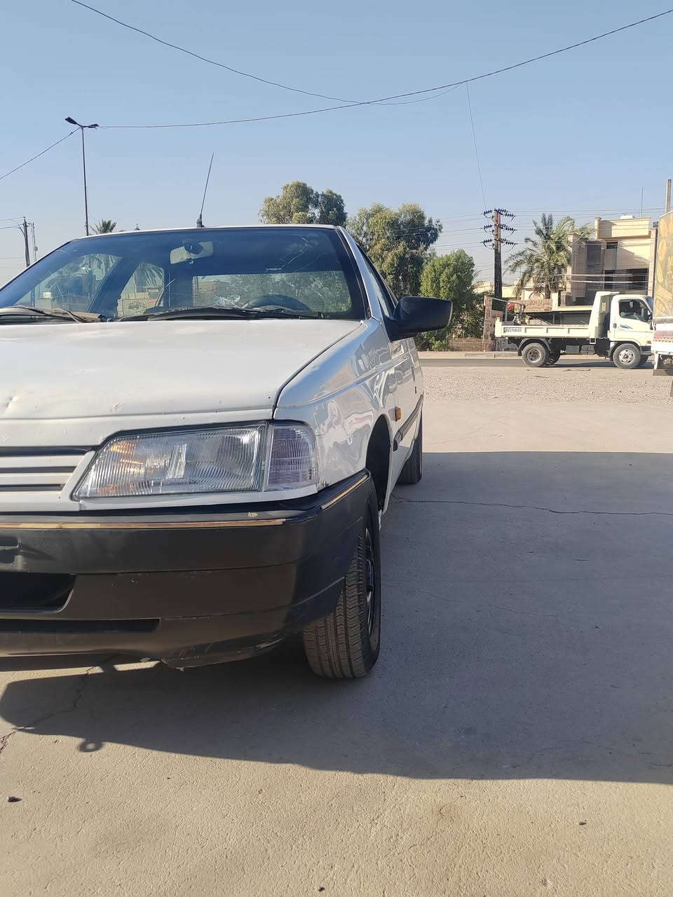 للبيع بيجو روئ موديل ٢٠٠٩ صبغ فقط خشم البنيد ٢٧ قفل قفل قفل ***********

