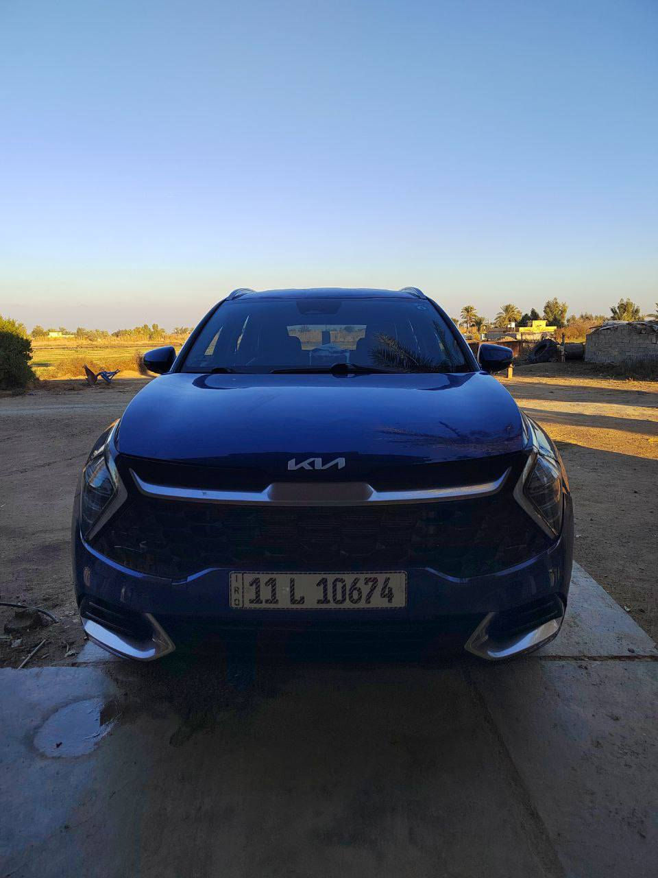 السلام عليكم 
كيا سبورتج 2023 فول عدا الفتحه
للبيع وارد امريكي ماشيه 54 الف
كلين كفاله السياره گير ومحرك وگشر خارجي 
فقط دعاميه اماميه مبدله 
السعر 212 وبيها مجال بسيط 
للاستفسار الاتصال أو واتساب ***********
