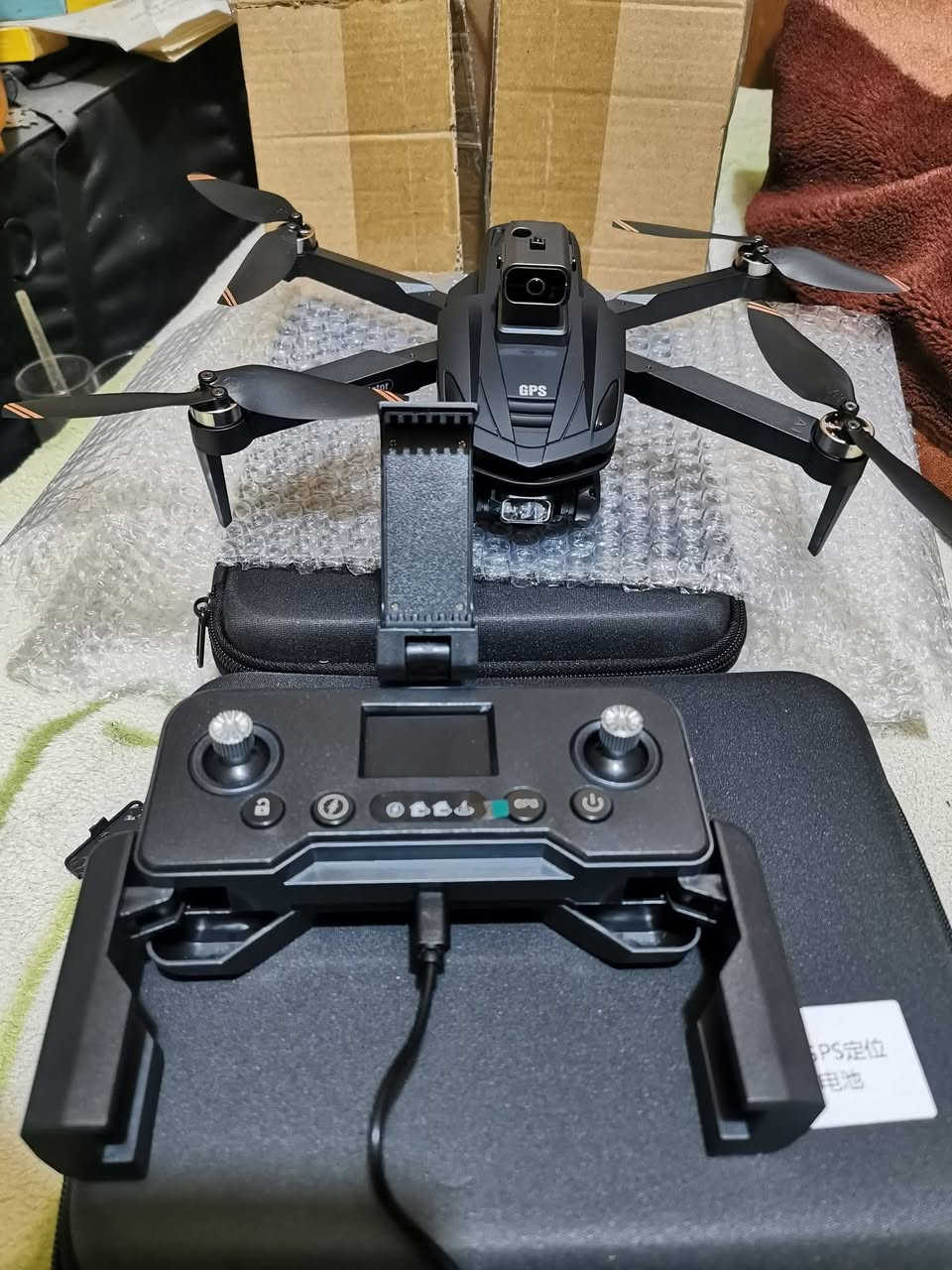 درون شاومي V 168 PRO MAX GPS الغنية عن التعريف احترافية
- محركات برشلس
- تصوير 8K HD
- تحكم بزاوية الكاميرا مع زوم X50
- جويستك شحن يدوم لخمس ساعات تقريباً 
- رادار لمنع التصادم
- وقت الطيران للبطارية الواحدة ٢٢ دقيقة تقريباً 
- مدى الطيران مكتوب ٣كم لكن الحقيقي أقل حسب قوة الواي فاي و انفتاح الأرض 
- ارتفاع ١٠٠ متر تقريبا
- جيروسكوب معايرة التوازن
- رجوع تلقائي عند نفاذ شحن البطارية أو الجويستك أو الخروج من مدى التحكم
- التحكم بسرعة الطيران
- تتبع تلقائي
- تحديد خط مسار تلقائي 
- ملحقات (٨ ريش احتياط + ٢ كيبل شحن + درنفيس + كتالوك تعليمات) مع الحقيبة
يتوفر توصيل لجميع المحافظات 
السعر 100 الف وبيه مجال
*********** واتساب
